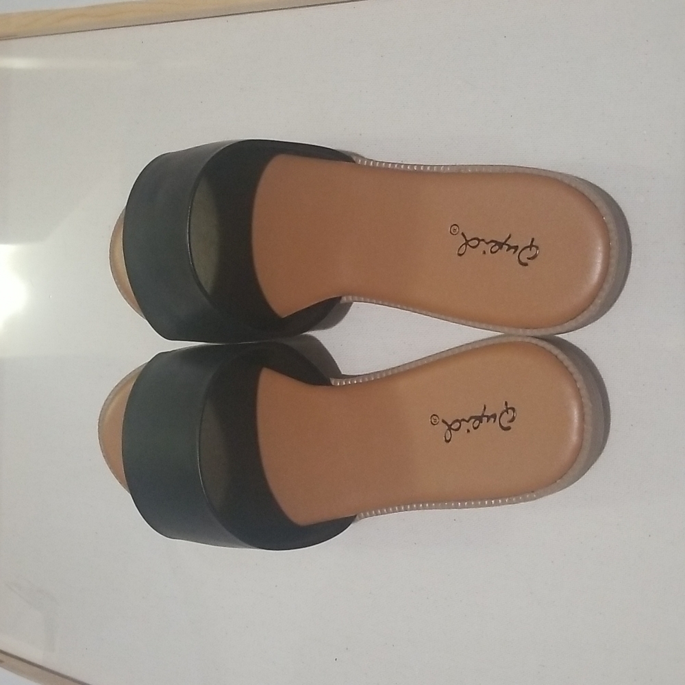 Qupid - Cute brown and black flats